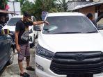 mobil-pelaku-perampokan-toko-emas-sudah-diamankan-di-polsek-limapuluh.jpg