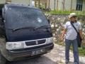 mobil-penuh-tembakan.jpg