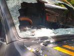 mobil-polisi-dirusak-warga-di-kupang.jpg