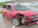 mobil-suzuki-ertiga-ringsek-usai-menabrak-guardrill-di-tol-caruban-madiun.jpg