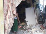 mobil-tabrak-rumah-di-jakbar.jpg