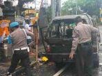 mobil-terbakar-di-jembrana123.jpg