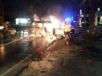 mobil-terbakar_20170404_092028.jpg