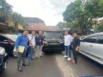 mobil-toyota-alphard-milik-evie-marindo.jpg