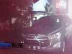 mobil-toyota-l-188-ec-diamankan-di-mapolsek-jambangan-polrestabes-surbaya_20180314_224443.jpg