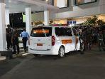 mobil-yang-akan-membawa-jenazah-bj-habibie-dari-rspad-gatot-soebroto.jpg