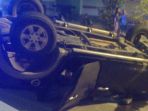 mobil-yng-terguling_20180708_174823.jpg