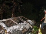 mobil_dibakar2.jpg
