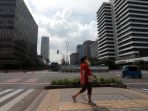 mobilitas-warga-ibu-kota-turun-saat-ppkm-darurat_20210711_194219.jpg