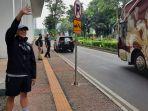 mochamad-iriawan-saat-menyapa-para-pemain-timnas-indonesia-u-19.jpg