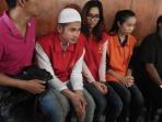 model-cantik-dan-polisi-disidang_20150226_124153.jpg