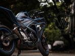 modifikasi-yamaha-r3-tron-edition-bisa-menyala-dalam-gelap-r25.jpg