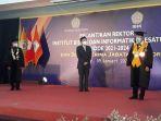 moermahadi-soerja-djanegara-dilantik-menjadi-rektor-ibik.jpg