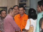 mohamad-sanusi-ditahan-kpk_20160402_145010.jpg