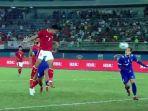 momen-dimas-drajad-mencetak-gol.jpg