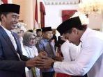 momen-kaesang-salaman-dengan-jokowi.jpg