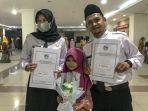 momen-kebahagiaan-nurul-maulidiyah-dan-abdul-muin-bersama-sang-anak.jpg