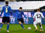 momen-ketika-alessandor-melakoni-laga-debut-bersama-timnas-italia-senior.jpg