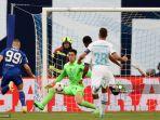 momen-magis-orsic-bobol-gawang-chelsea.jpg