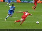 momen-steven-gerrard-terpeleset.jpg