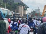 Momen Prabowo Hadiri Peringatan May Day 2026: Salami, Joget hingga Mencatat Aspirasi Buruh
