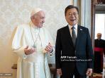 moon-jae-in-mengadakan-pertemuan-empat-mata-dengan-paus-fransiskus-jumat-29-oktober-2021.jpg