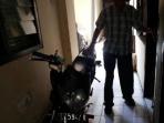 motor-jambret-lek-sbya_20141223_140738.jpg