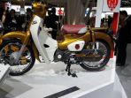 motor-legendaris-honda-super-cub-kembali-diproduksi_20171025_213023.jpg