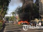motor-terbakar-akibat-bom-di-surabaya_20180513_132437.jpg