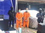 mr-dan-rf-saat-dihadirkan-bnn-di-kantor-bnn-jakarta-timur.jpg