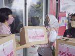 ms-glow-dan-act-bagikan-sembako-serta-masker-dan-sanitizer-di-kota-malang.jpg