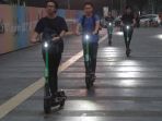muda-mudi-bermain-scoter-grabwheels_20191114_094632.jpg