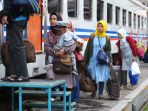 mudik-di-stasiun-kiaracondong-bandung_20190531_235712.jpg