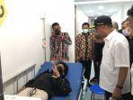 muhadjir-effendy-jenguk-korban-kerusuhan-kanjuruhan.jpg
