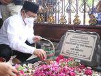 muhaimin-iskandar-ziarah-ke-makam-didi-kempot.jpg