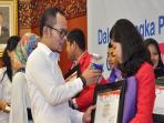 muhammad-hanif-dhakiri_20161011_193653.jpg
