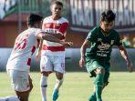 muhammad-hidayat-gelandang-persebaya-surabaya-di-liga-1-2020.jpg