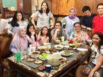 mulan-jameela-buka-bersama-keluarga.jpg
