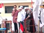 munarman-resmi-jadi-tersangka-dugaan-fitnah-pecalang-bali_20170207_202906.jpg