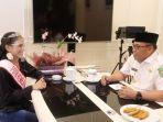 murad-ismail-memberikan-dukungannya-kepada-remaja-maluku-nisrina-alifa-tunny.jpg