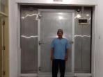 mursito-penunggu-kamar-jenazah-rs-pmi-bogor_20151124_232649.jpg