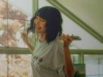musik-video-dancing-with-my-phone-hybs.jpg