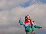 musik-video-free-me-anees.jpg