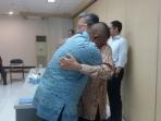musolihin-38-sopir-taksi-blue-bird-tak-kuasa-menahan-air_20160401_102610.jpg