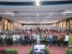 na-pembukaan-Seminar-Nasional-bertemv.jpg