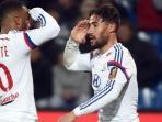 nabil-fekir-alexandre-lacazette_20150309_075407.jpg