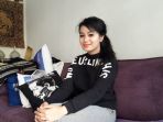 nabila-febriyanti-24-anak-ketiga-pelatih-persib-djadjang-nurdjaman-ketika-ditemui_20170614_215959.jpg