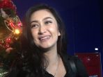 nafa-urbach-ditemui-di-mnc-studios-tower_20161222_191827.jpg