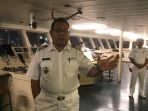 nahkoda-km-gunung-dempo-capt-fauzi-indriyanto-saat-diwawancarai-tribun-network-senin-142024.jpg