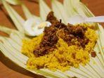 nasi-kuning-khas-manado.jpg